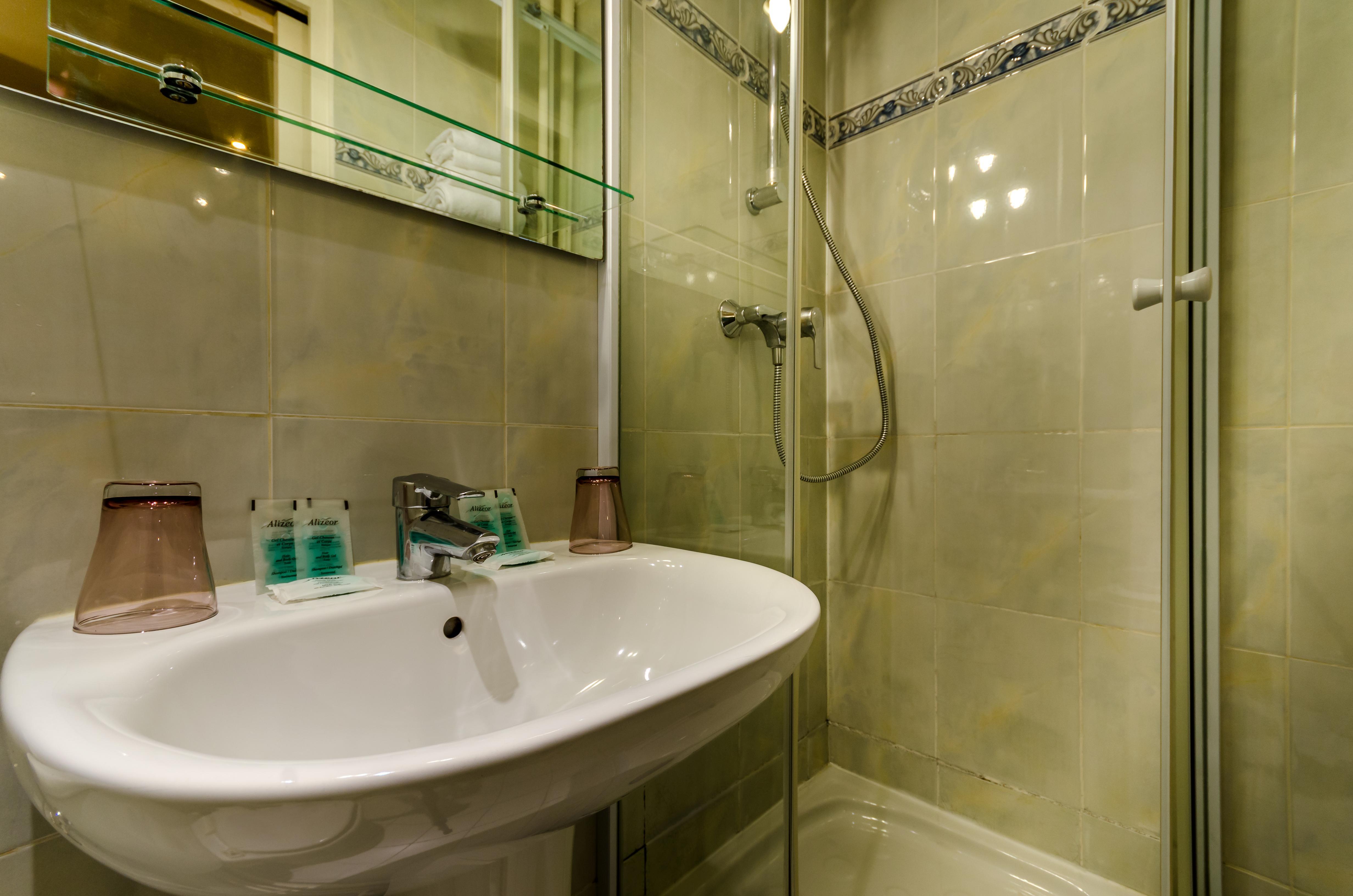 פריז Hotel Riviera Renovated מראה חיצוני תמונה