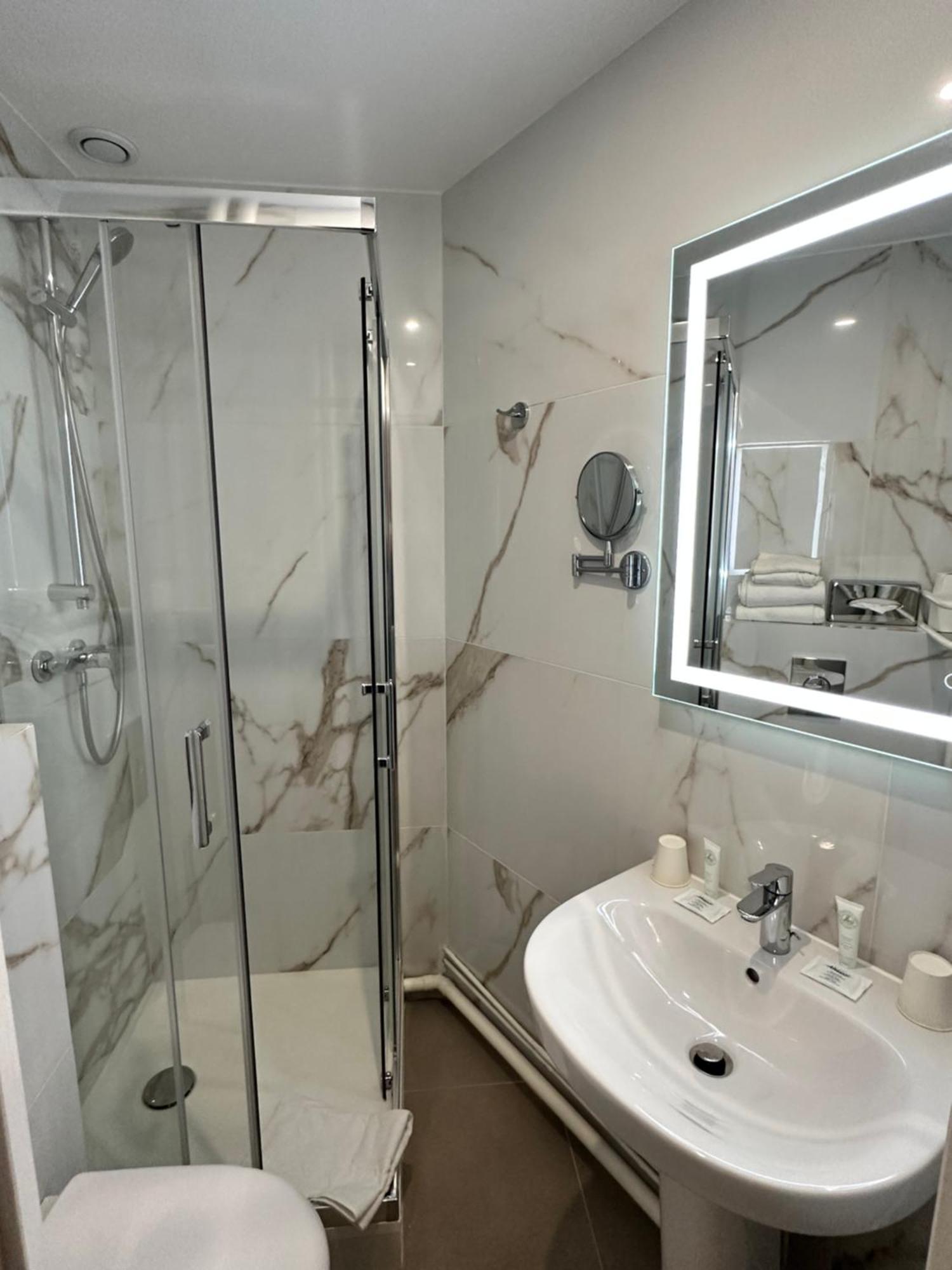 פריז Hotel Riviera Renovated מראה חיצוני תמונה
