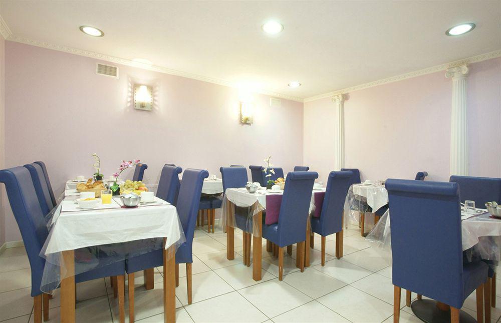 פריז Hotel Riviera Renovated מראה חיצוני תמונה